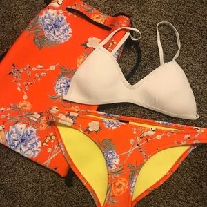 Triangl Estella Bianca